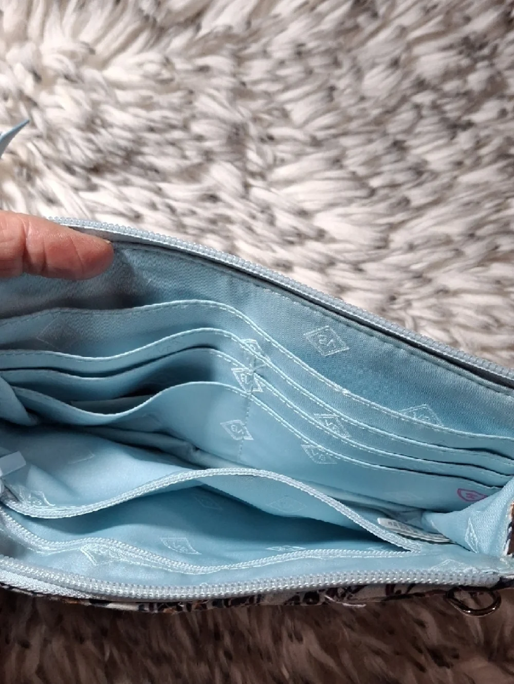 Vera Bradley Light Blue Quilted Paisley Wallet - Picture 4 of 6